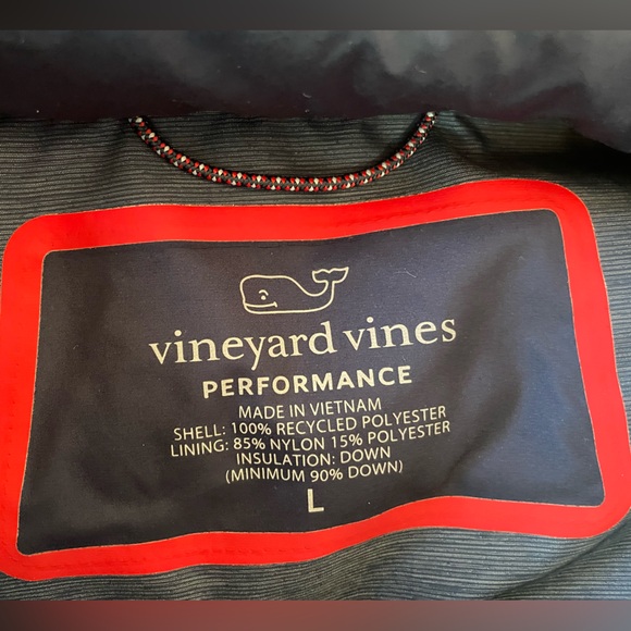 Vineyard Vines Puffer jacket, midnight Navy,Men’s size Large, runs small - Picture 3 of 14